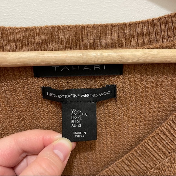 Tahari XL Brown V-Neck Extra Fine Merino Wool Sweater Coastal Beachy - Picture 2 of 5